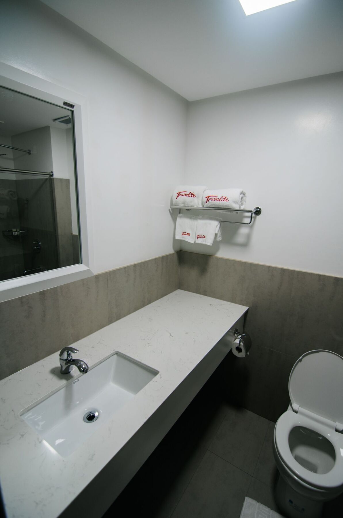 באגויו Travelite Express Hotel מראה חיצוני תמונה