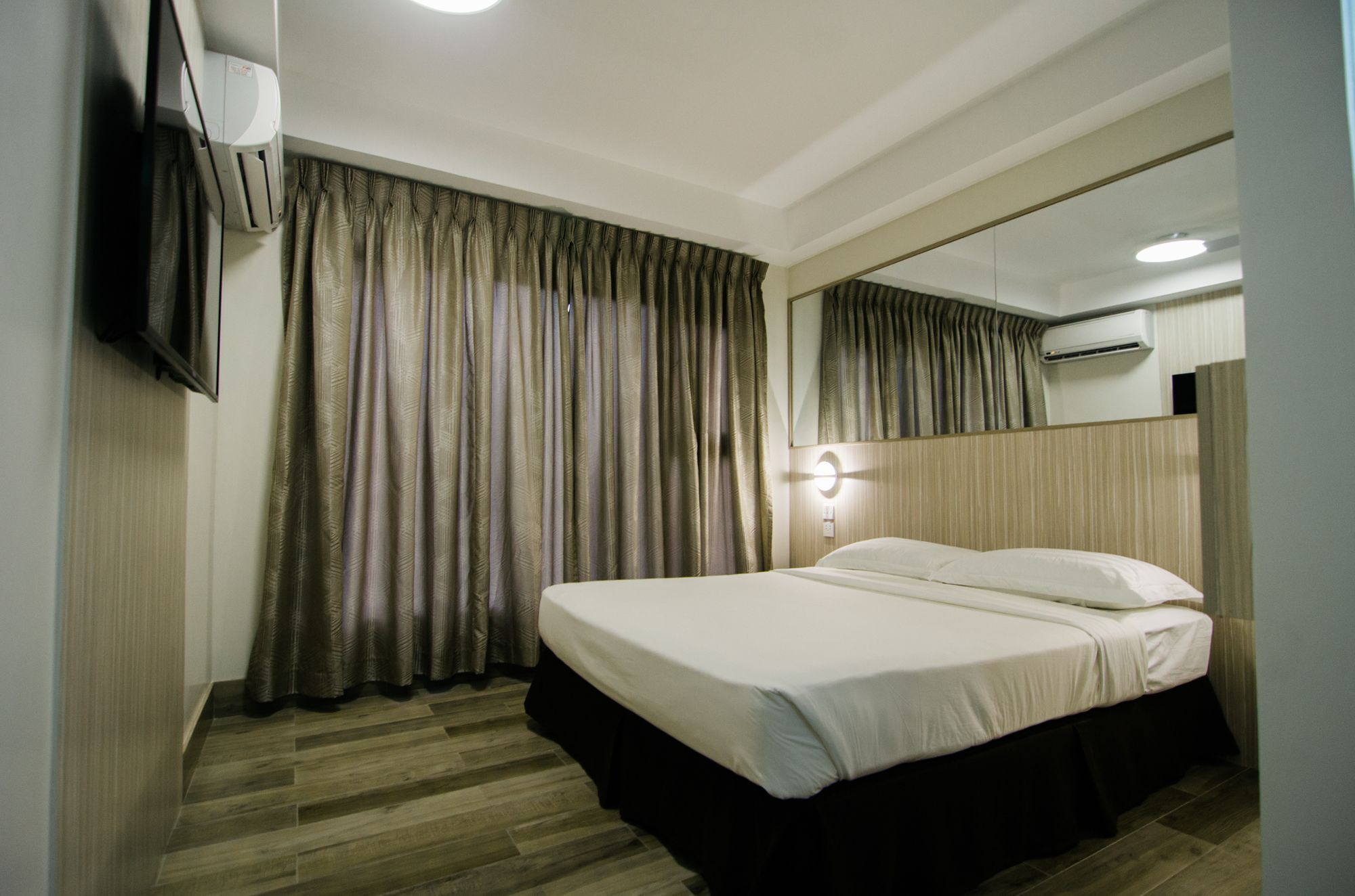 באגויו Travelite Express Hotel מראה חיצוני תמונה