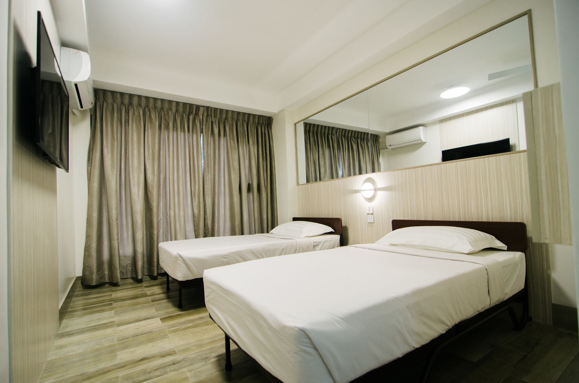 באגויו Travelite Express Hotel מראה חיצוני תמונה